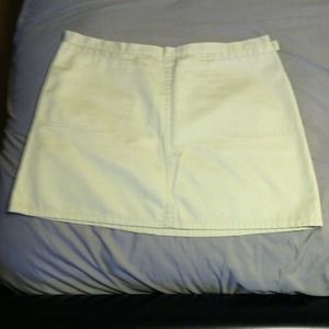 ⛔Sold⛔Abercrombie & Fitch Size 14 skirt.