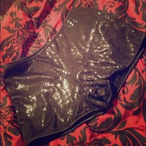 🎀BUNDLE🎀 Black Shiny Hot Shorts& AA Dress