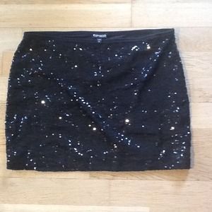 Cute black sparkle skirt from Express!