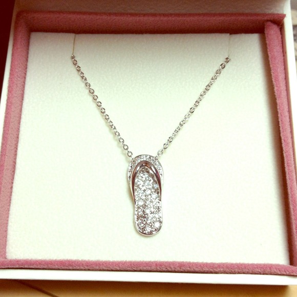 Flip flop necklace