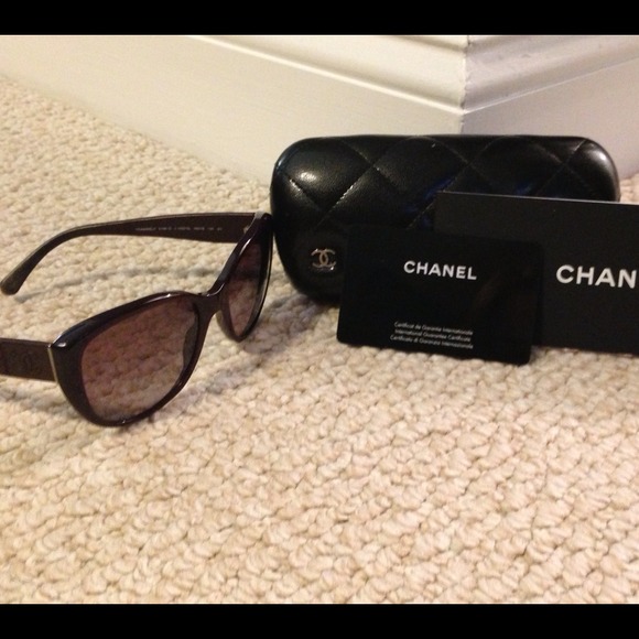 Real Chanel Sunglasses - Picture 2 of 4