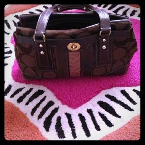 Coach brown signature carry all