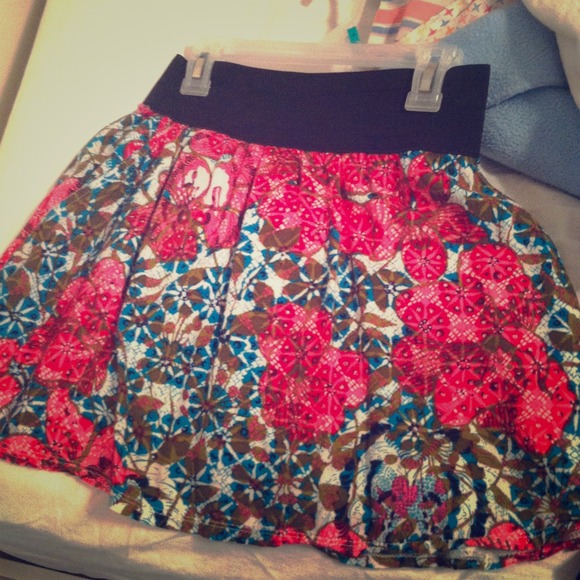 Short skirt