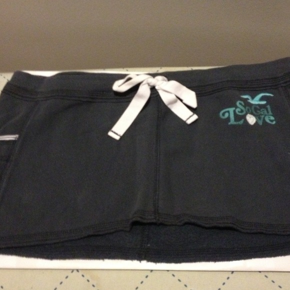 Navy Hollister skirt
