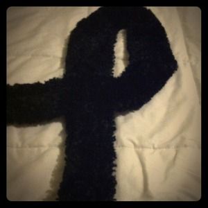 Black scarf