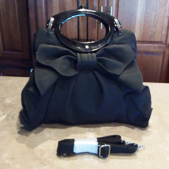 ***REDUCED*** Black Ruffled Purse