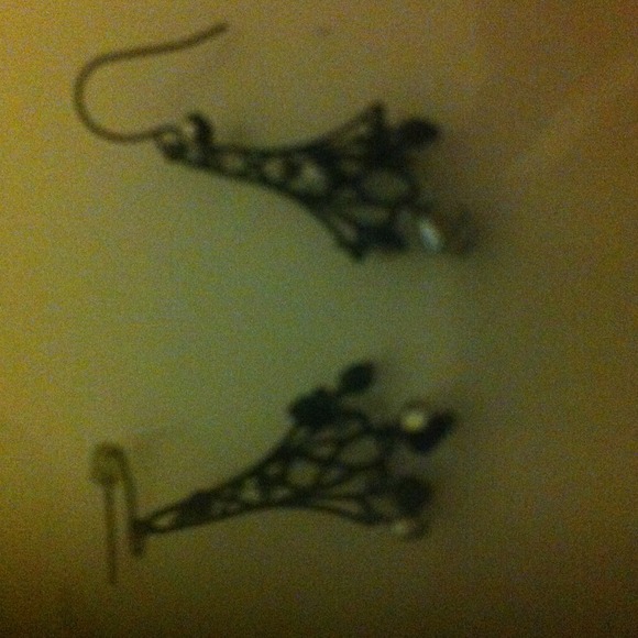 Lia Sophia earrings