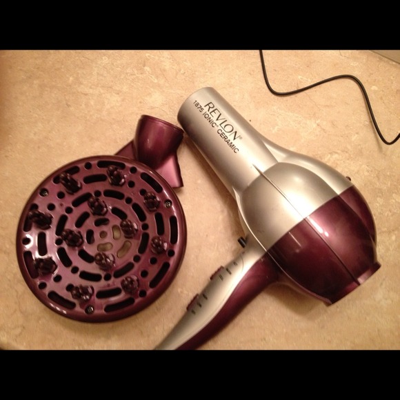 Revlon hair dryer reserved until 03/01 :)