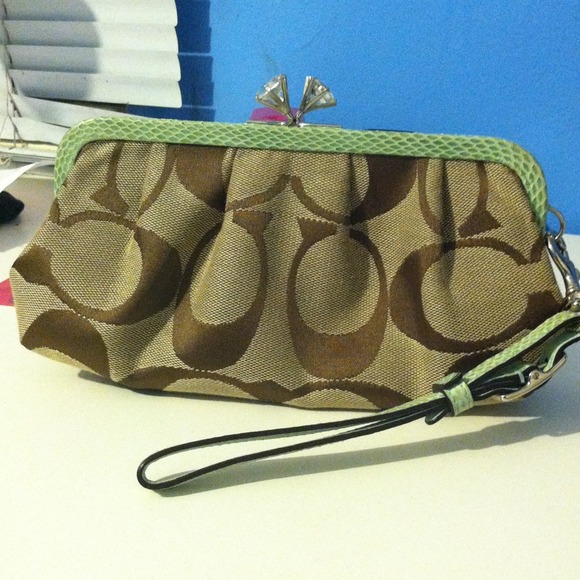 REDUCED!Coach wristlet, very cute!