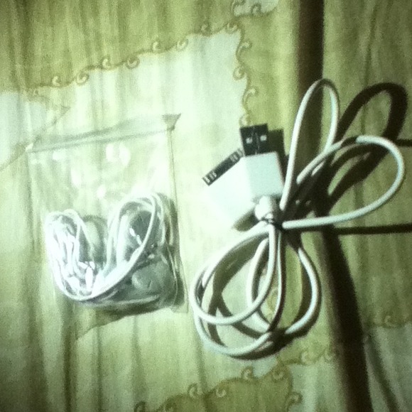 SOLD ON AMAZON - Picture 2 of 3