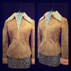 Fashionable Genuine Leather Jacket