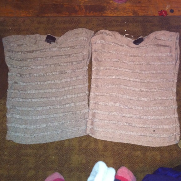 2 Cynthia Rowley short sleeve tops