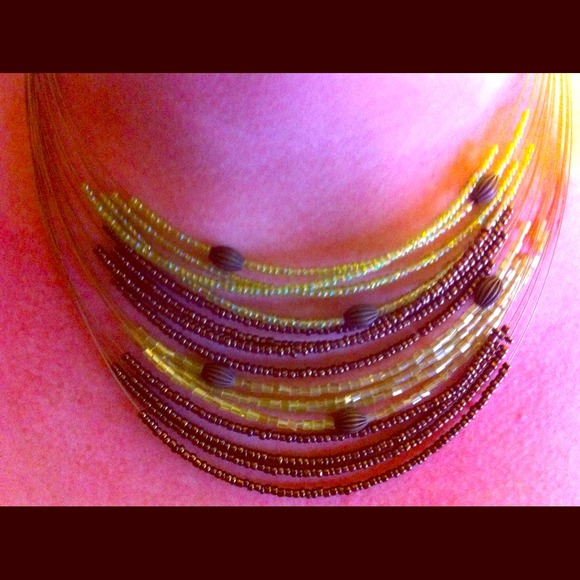 🌟SOLD🌟Green and brown beaded necklace