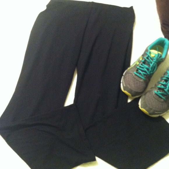 Maternity stretchy black pants