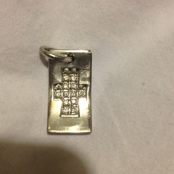 925 silver diamond simulant cross pendant .