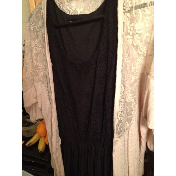 ❌Price⬇❌Lace back cardigan