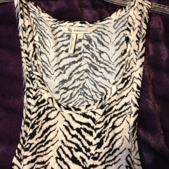 ***Reduced***BCBG zebra print tank top - Picture 2 of 4