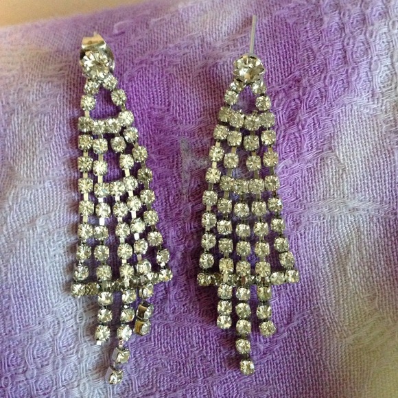 Dangling Pyramid Crystal Earrings