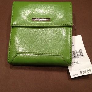 Nine West apple green wallet