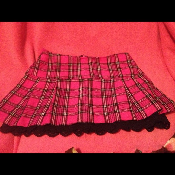 ✨❤BUNDLE FOR AMY❤✨Pink Plaid Skirt