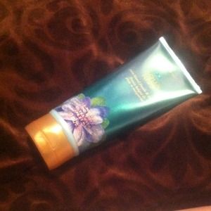 Victoria's Secret Aqua Kiss lotion