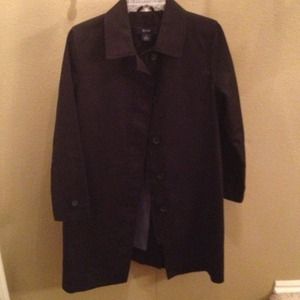 Black knee length trench coat, Like New!
