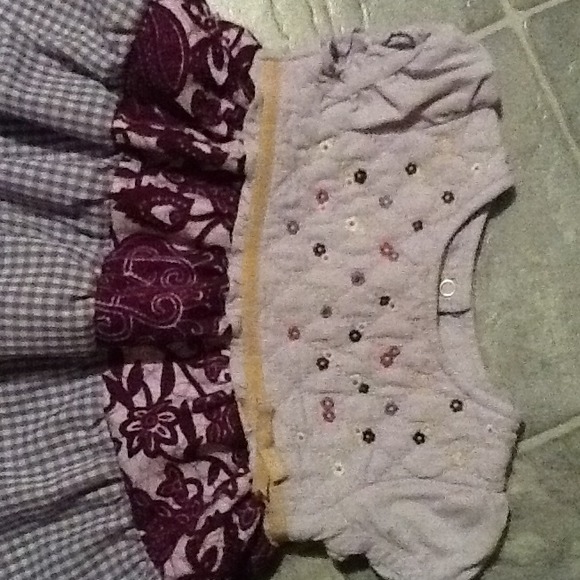 Adorable Ruffled Dress - Picture 4 of 4