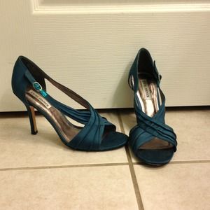 🌟REDUCED🌟Teal Steve Madden Open-Toed Pumps