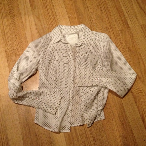 White with little black Polk a dot shirt
