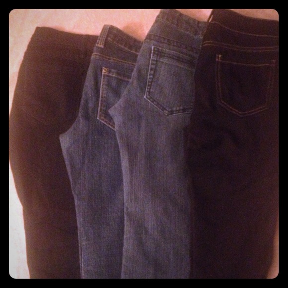 🚫Traded🚫Two black Forever 21 jeans size 28