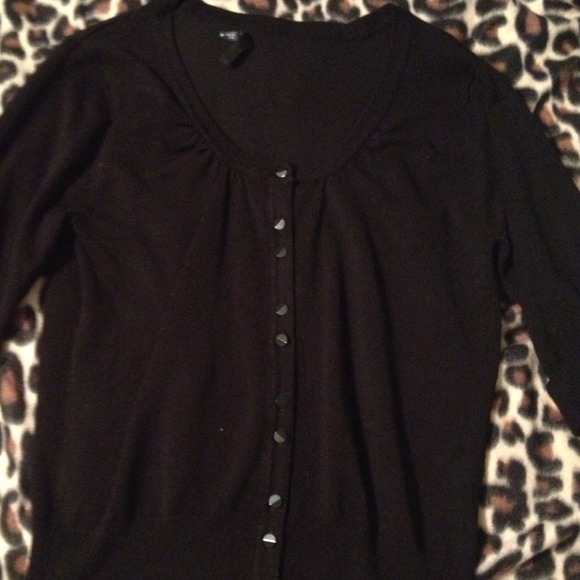 Cute Black Maurice's Button Down Sweater NWOT