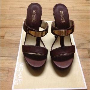 💥REDUCED PRICE💥Michael Kors Sandals