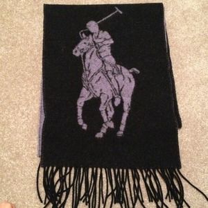 Ralph Lauren 100% Lambs wool scarf