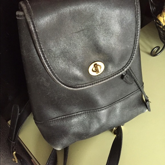 Coach Handbags - Vintage COACH black day pack calf leather