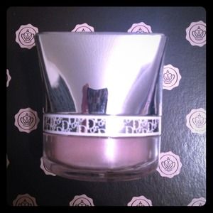 ⛔Sold⛔Christian Dior, Dior show powder