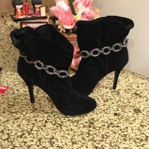 suede ankle boots 