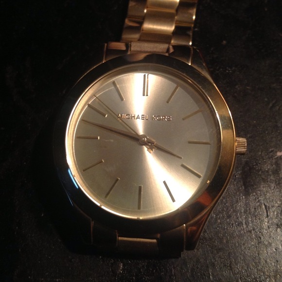 Authentic MK watch 👉reserved👈