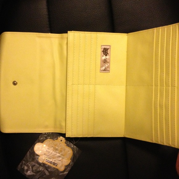 Authentic brand new Hello Kitty big gold wallet. - Picture 2 of 4