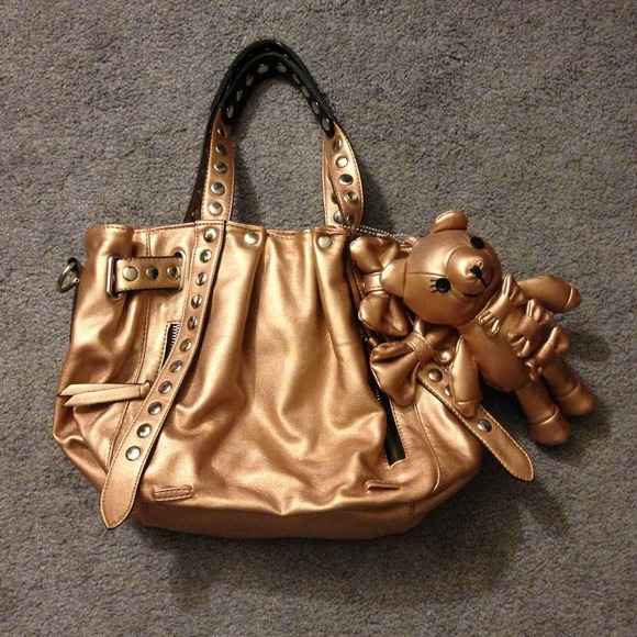 !Reduced!! Adorable bronze bear handbag