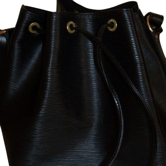 Louis Vuitton Black Epi Leather Petit Noe - Picture 3 of 4