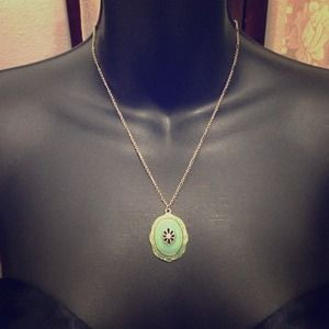 Vintage inspired necklace