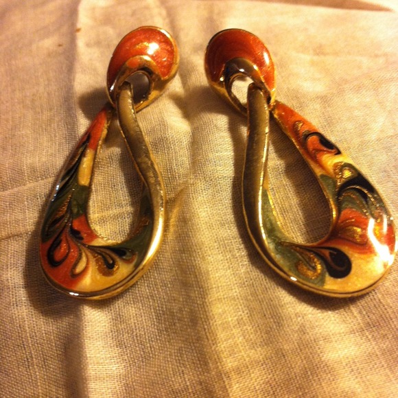 Nice multi-tone earrings