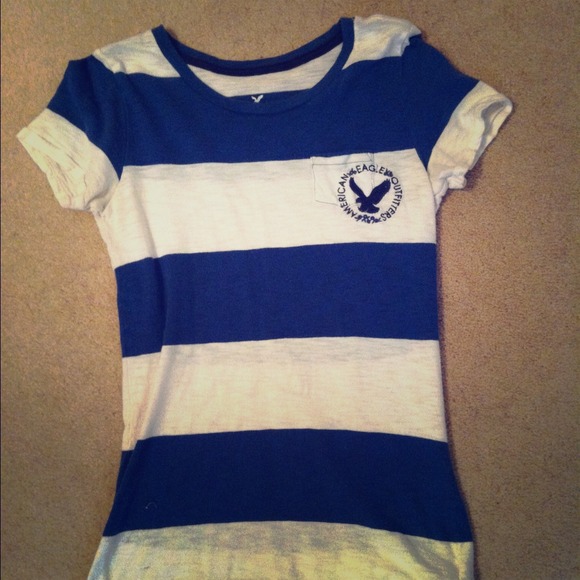 ⚓ SOLD In Bundle ⚓ AEO Logo Tee