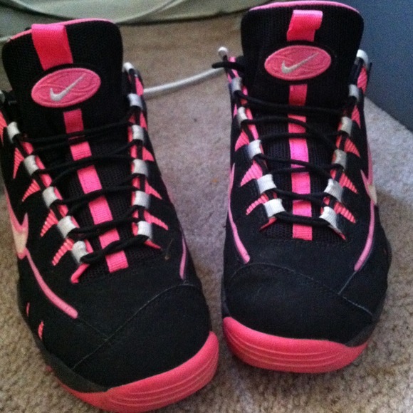 🔱 REDUCED 🔱Griffey 2s Pink && Black