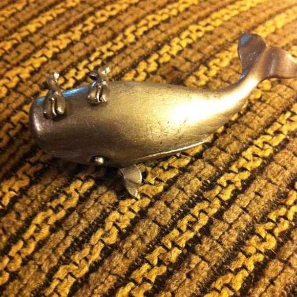 Tiny whale earrings with a holder