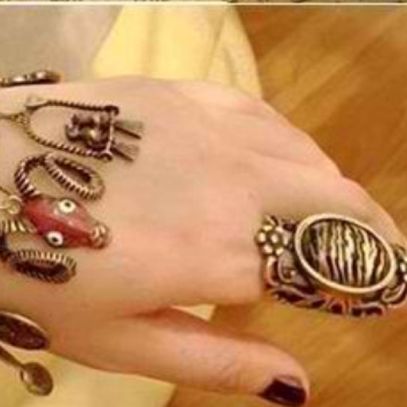 NEW METAL RETRO "FILIGREE" LEOPARD RING - Picture 2 of 3