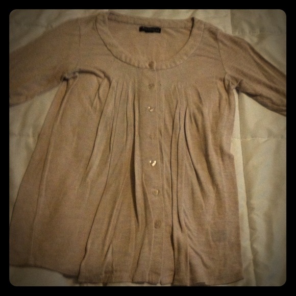 Long flowing tan top