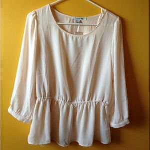 Size L Flowy long sleeve top. cotton blend.