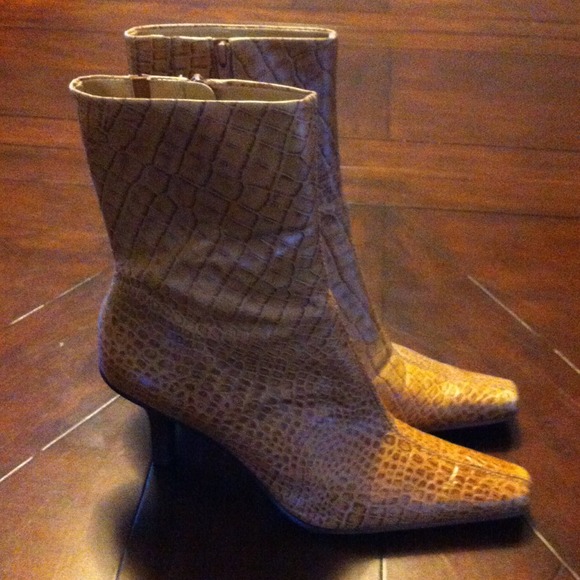 Tan boots, size 8.5