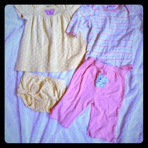 ⛔SOLD⛔6-9 months girls baby dress and outfit set